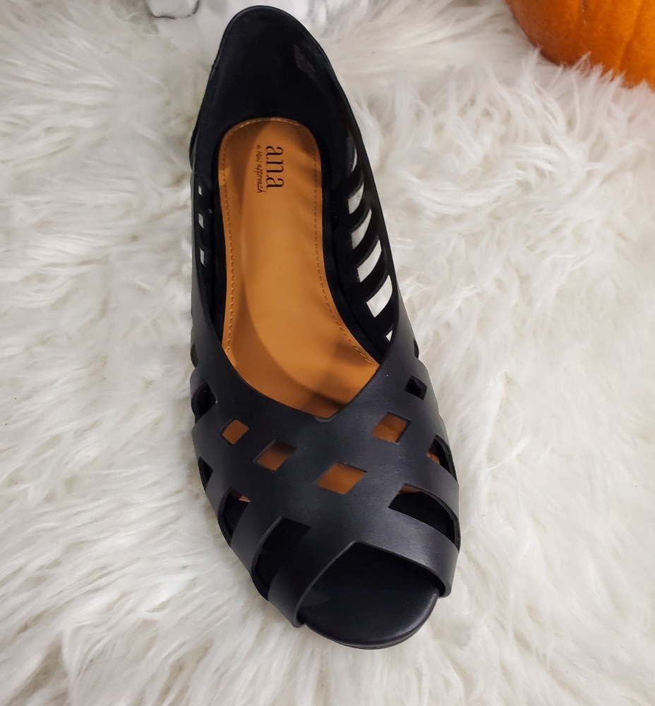 a.n.a Black Cutout Peep Toe Ballet Flats Women's Size 9.5 New